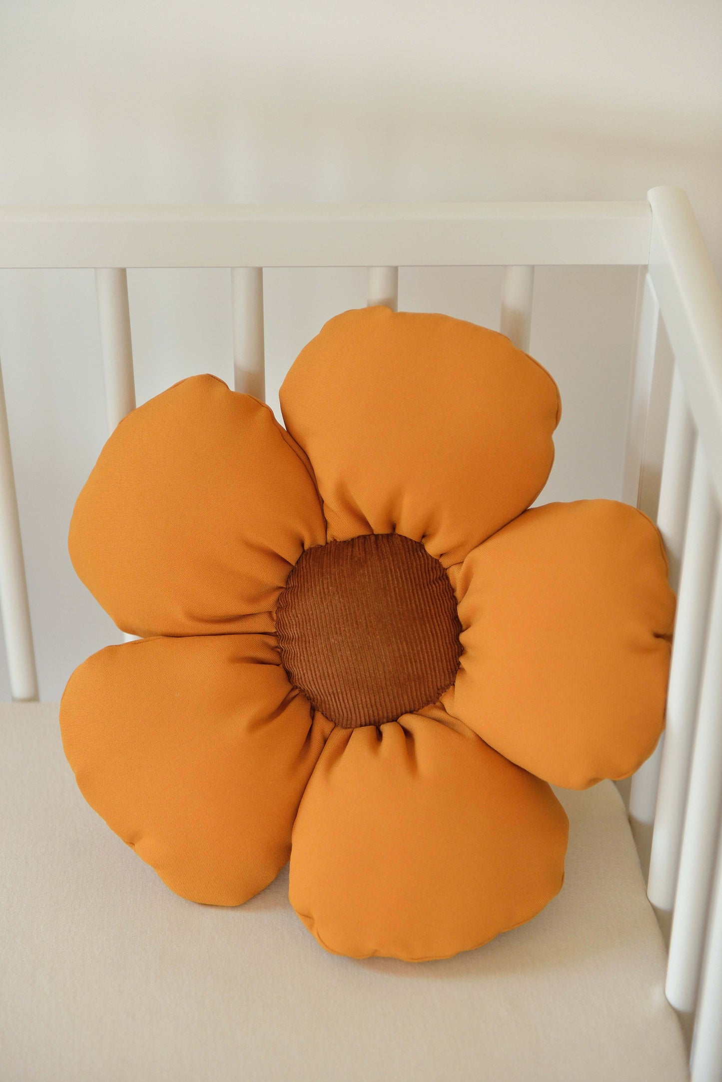 Daisy Decor Pillow in Marigold