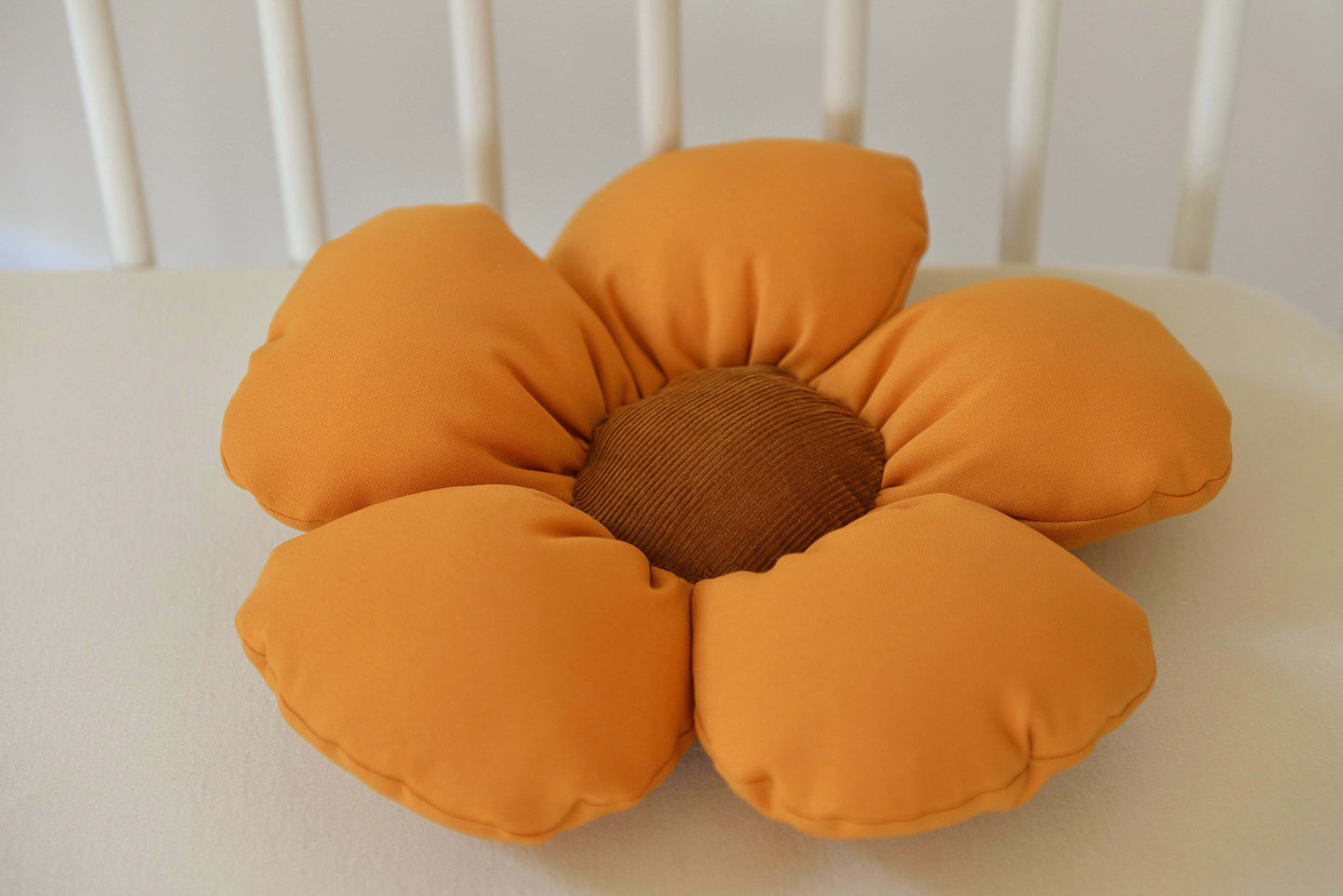 Daisy Decor Pillow in Marigold