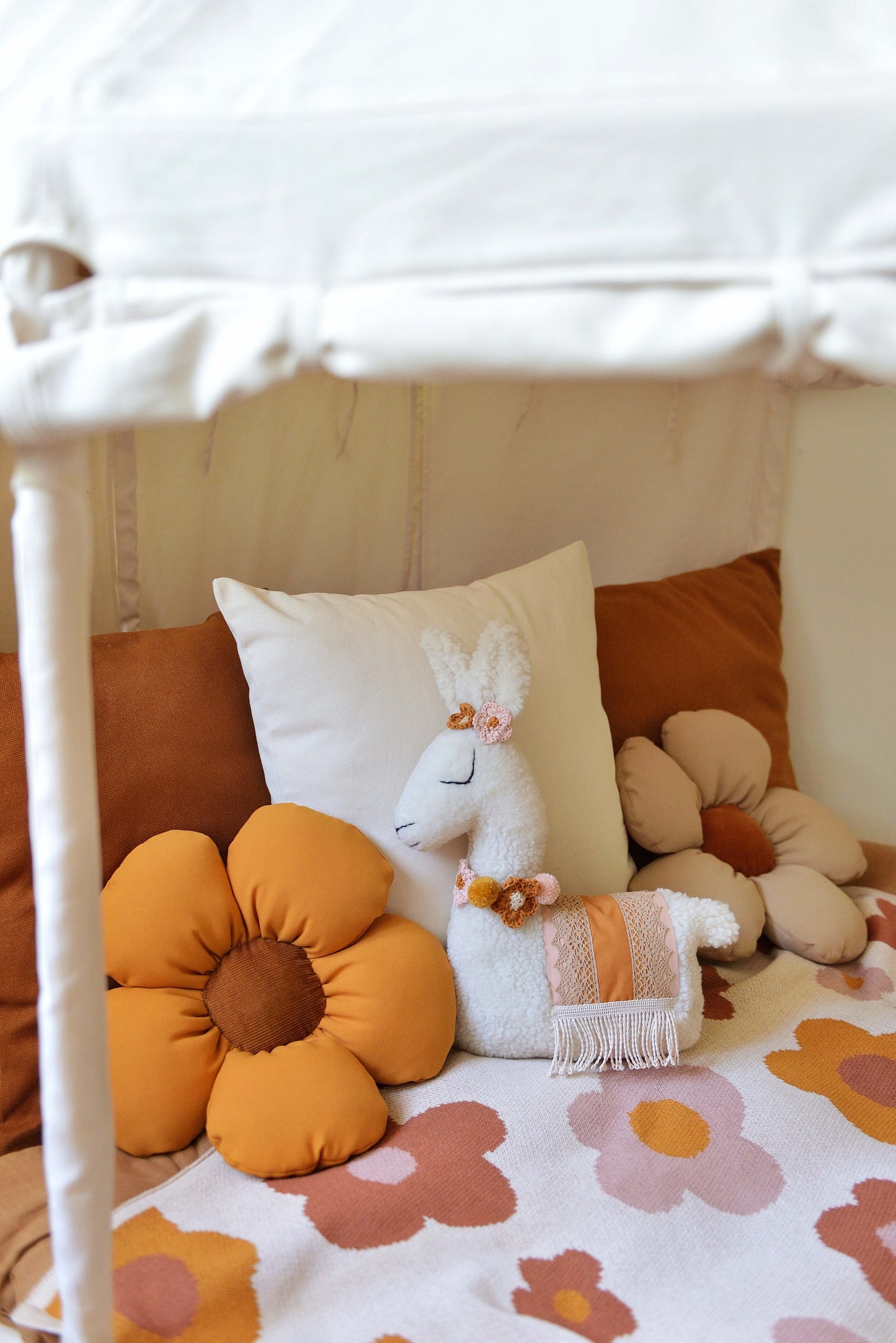 Daisy Decor Pillow in Marigold