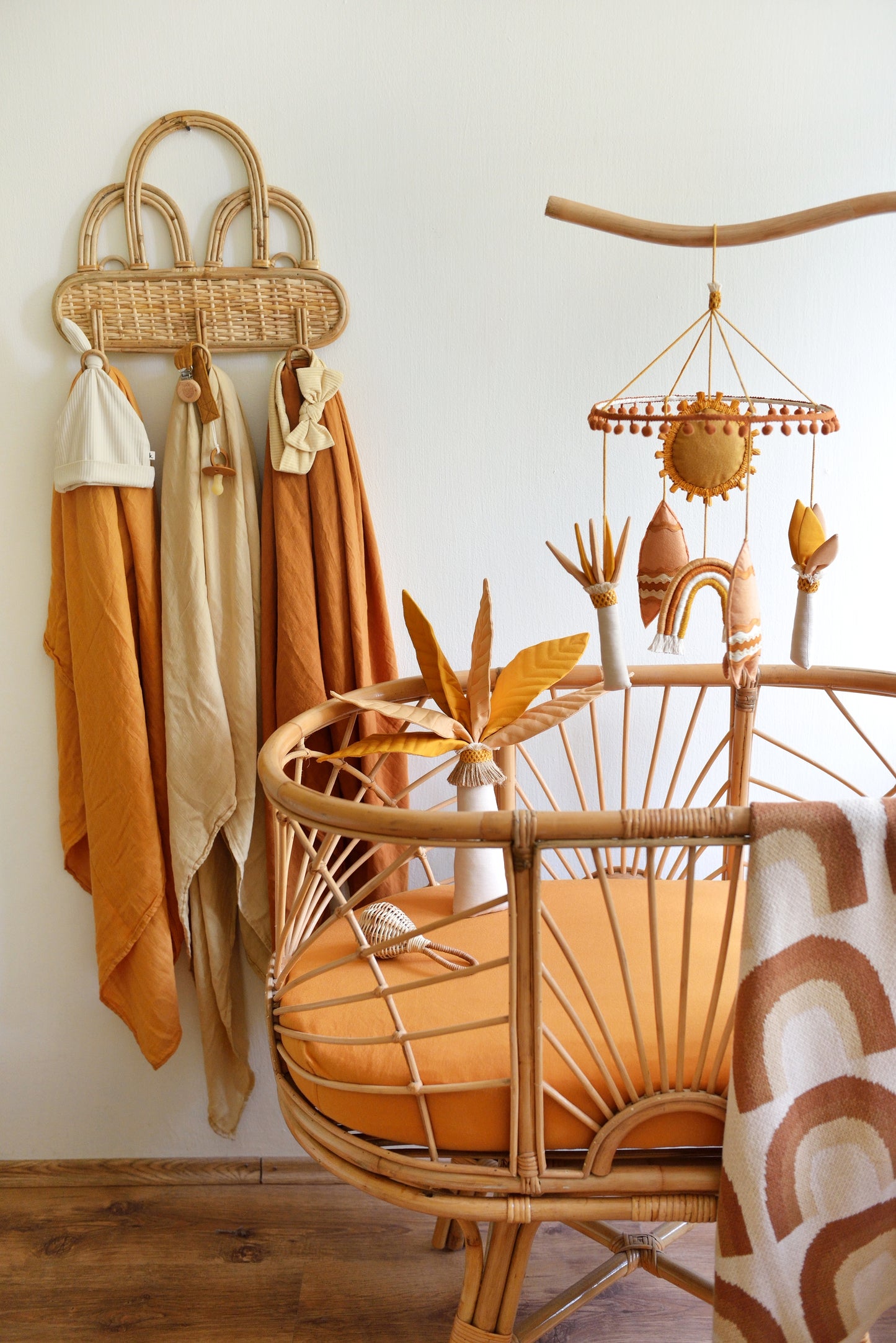 Sunny Surf Nursery Mobile